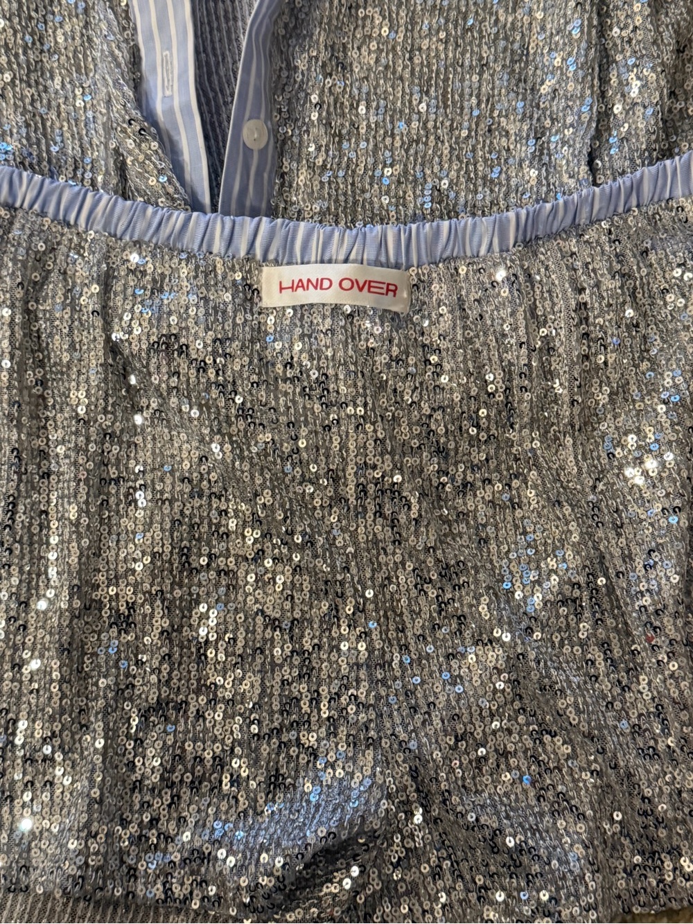 Hand Over Jack Short and Blouse - Silver - Picture 7 of 7